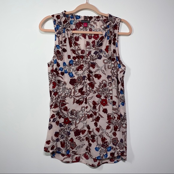 NWOT Vince Camuto Floral Sleeveless Blouse - Picture 2 of 7